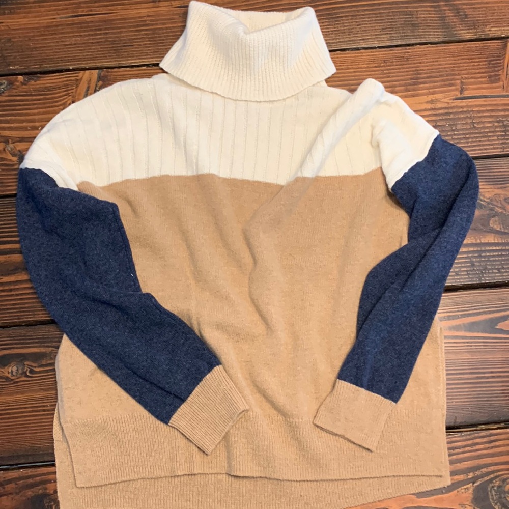 Womens turtleneck sweater. Madewell